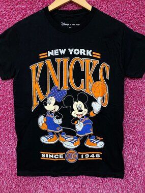 Junk Food Clothing X Disney New York Knicks Mickey and Minnie Mouse T-Shirt XS